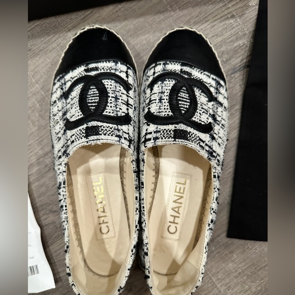 Chanel Espadrille EU36 - Picture 4 of 10